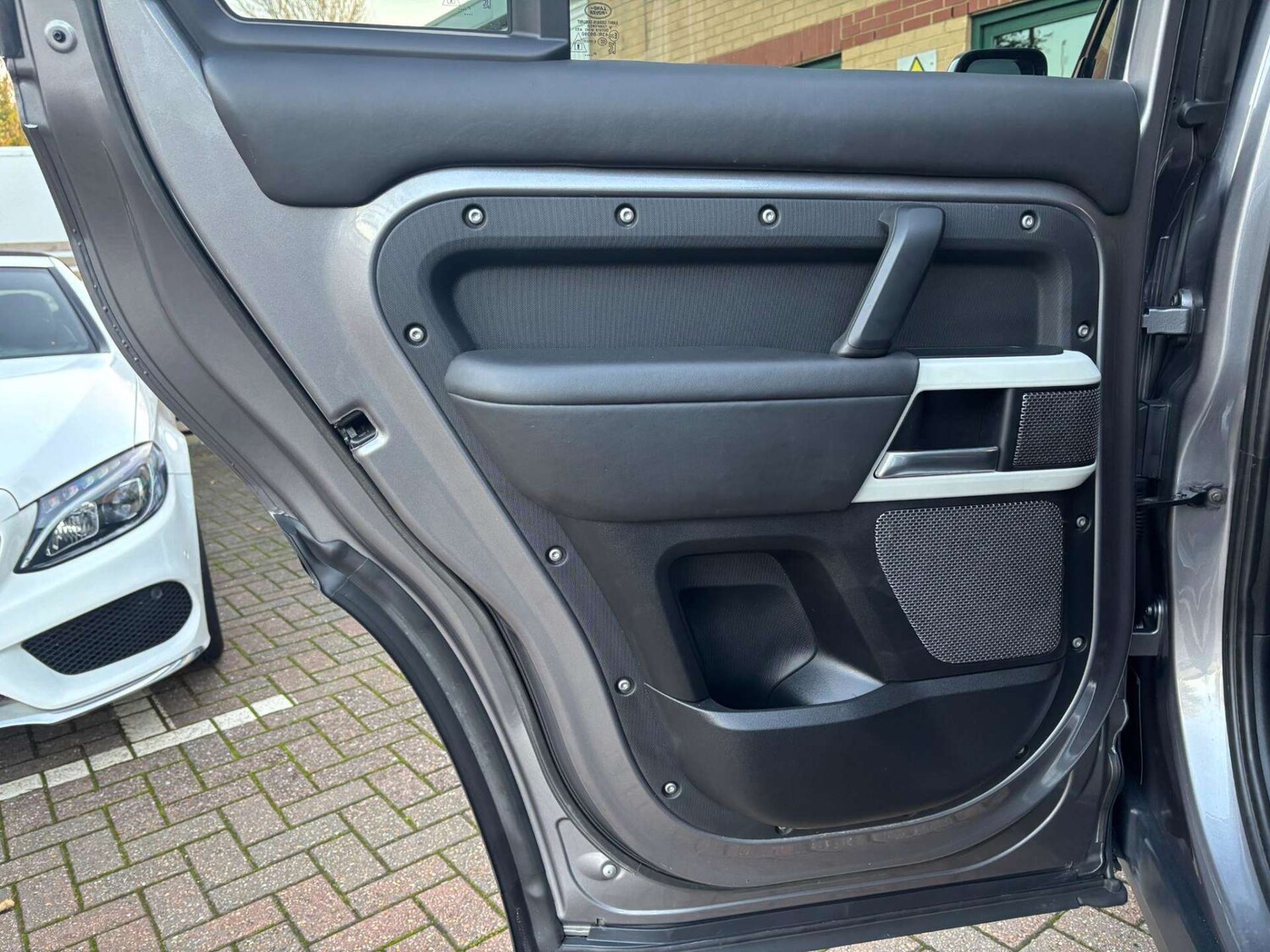 Used Land Rover Defender 110 2021 for sale - 77901551: Photo 59