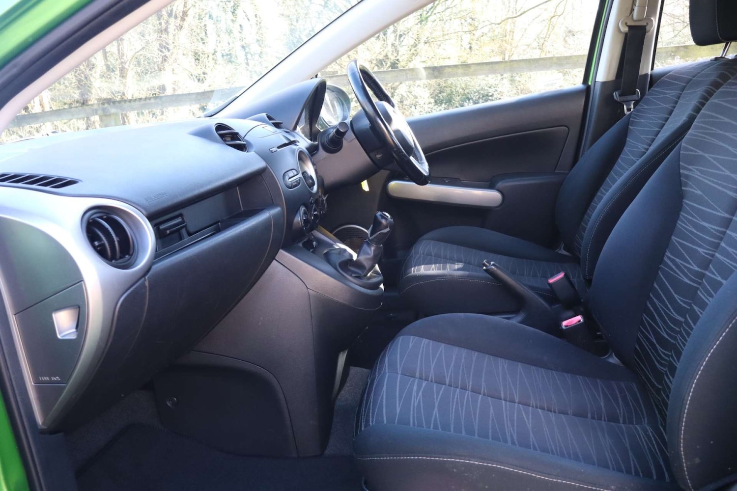 Used Mazda Mazda2 2008 for sale - 77934057: Photo 24