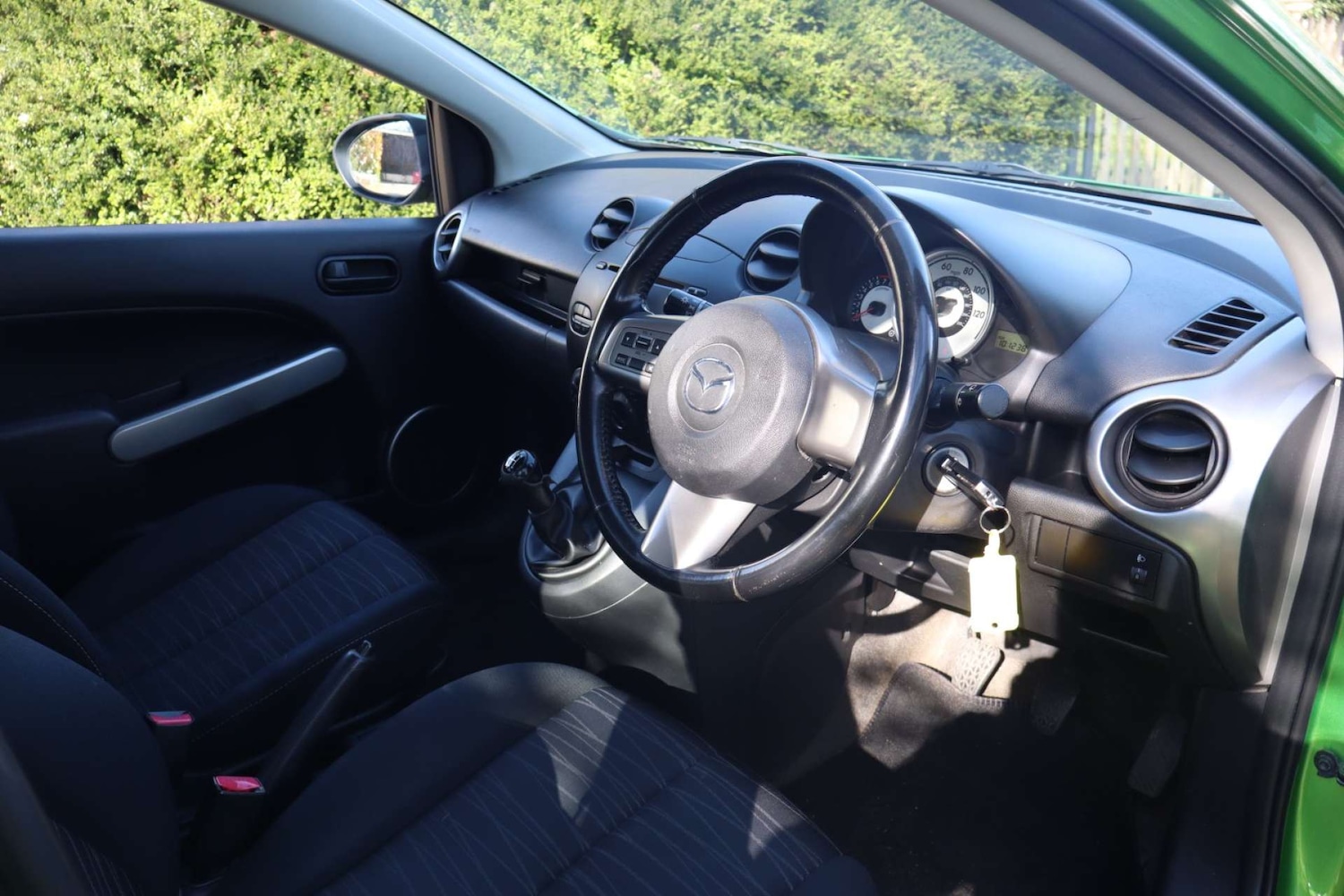 Used Mazda Mazda2 2008 for sale - 77934057: Photo 32