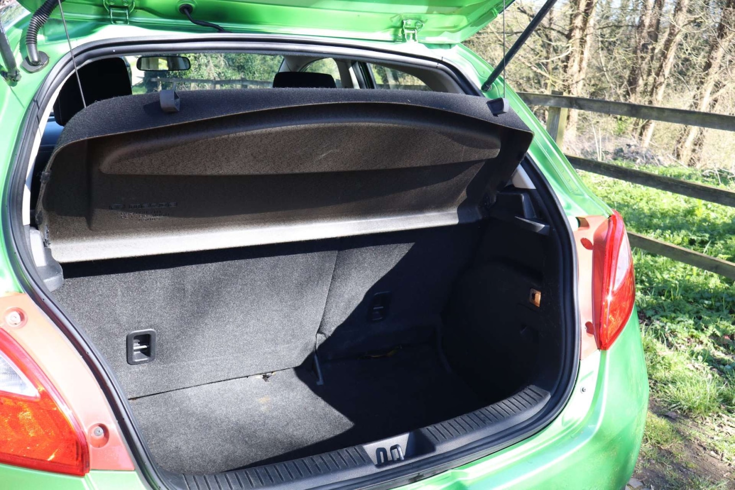 Used Mazda Mazda2 2008 for sale - 77934057: Photo 38