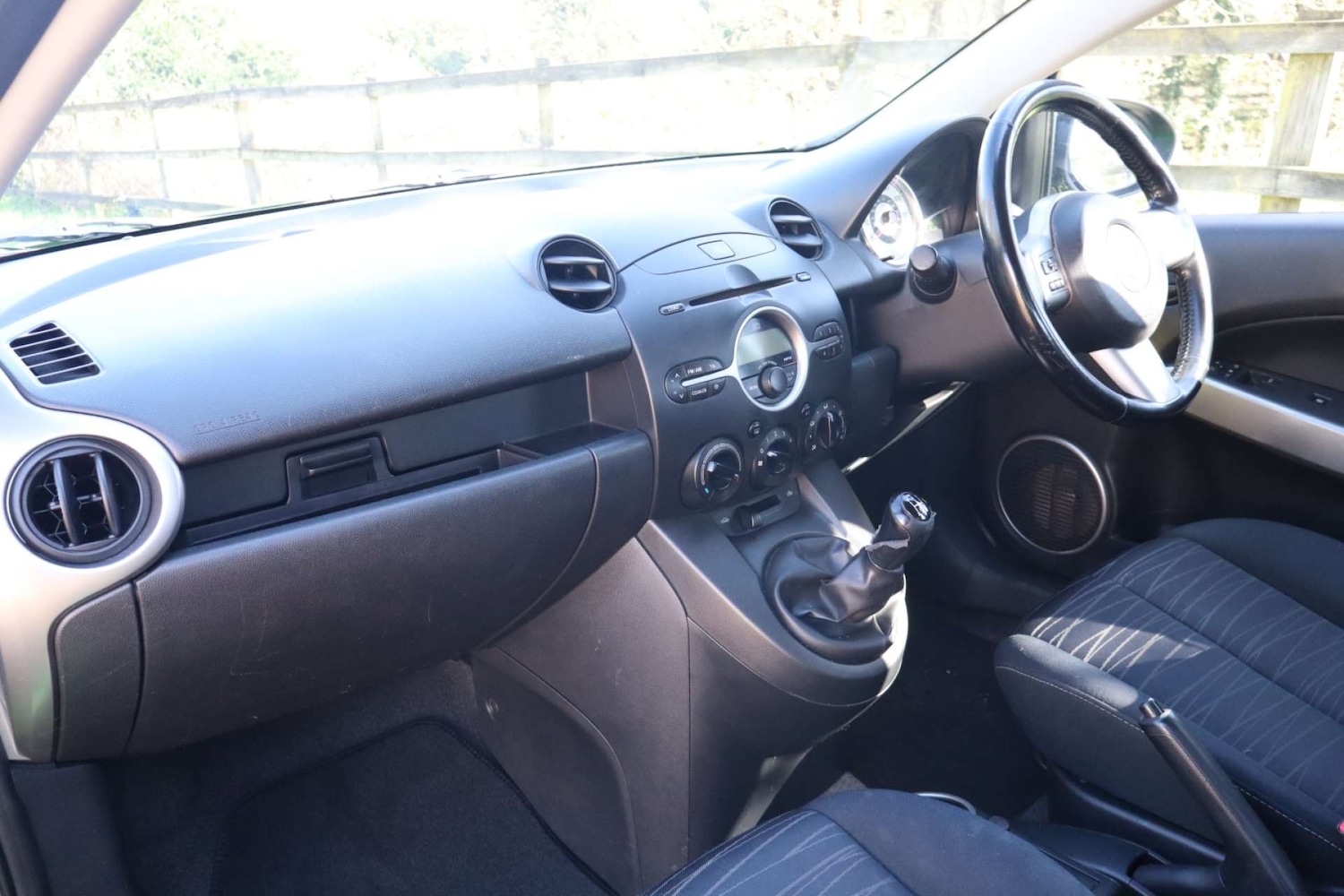 Used Mazda Mazda2 2008 for sale - 77934057: Photo 4