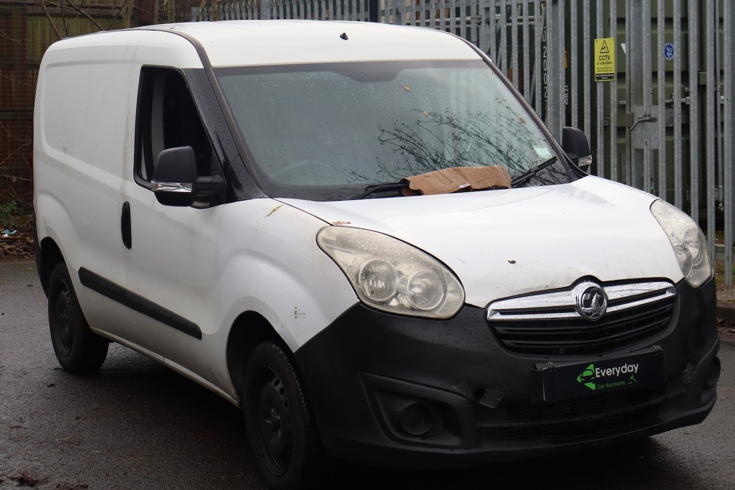 Used Vauxhall Combo 2017 for sale - 76879105: Photo 1