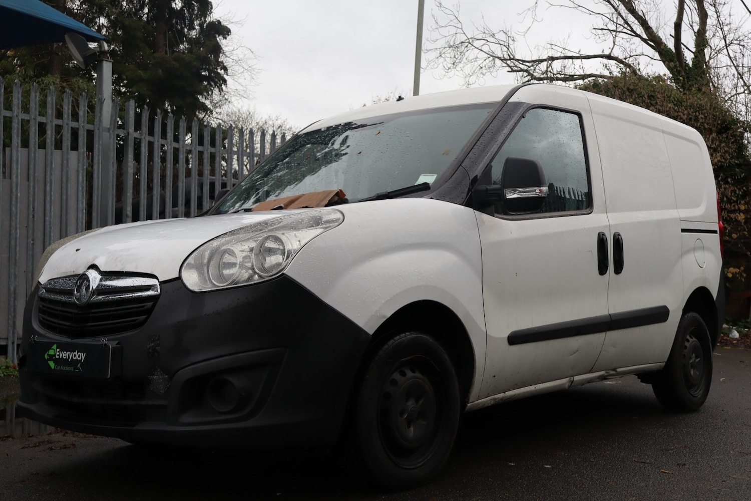 Used Vauxhall Combo 2017 for sale - 76879105: Photo 3