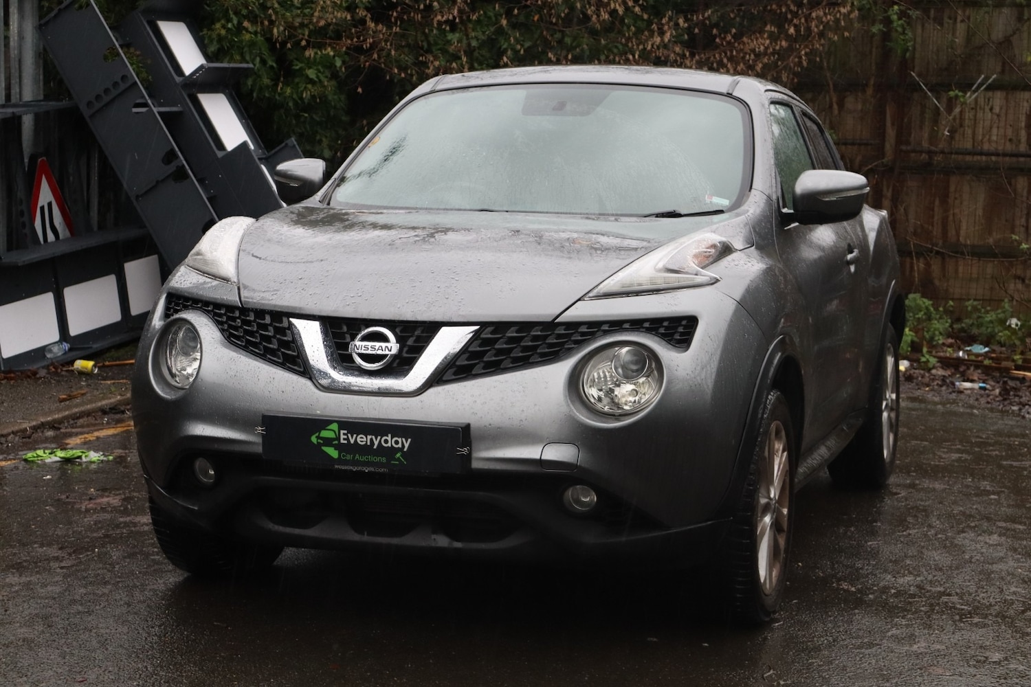 Used Nissan Juke 2015 for sale - 76982635: Photo 2