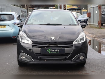 Used Peugeot 208 2018 for sale - 77528440: Photo