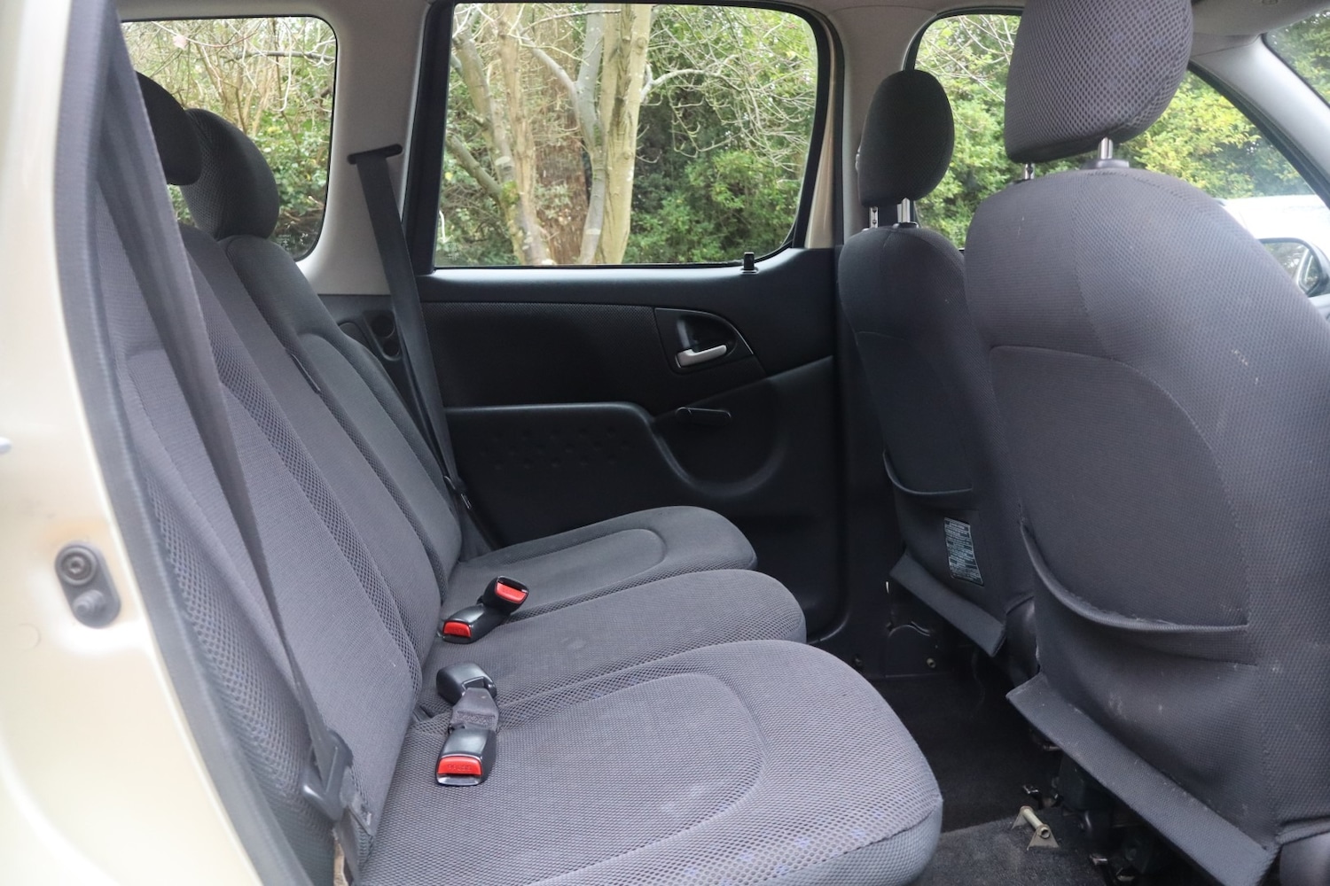 Used Toyota Yaris Verso 2005 for sale - 76807045: Photo 11