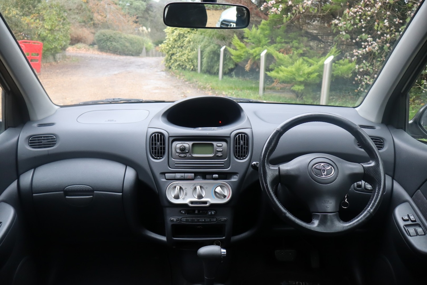 Used Toyota Yaris Verso 2005 for sale - 76807045: Photo 17