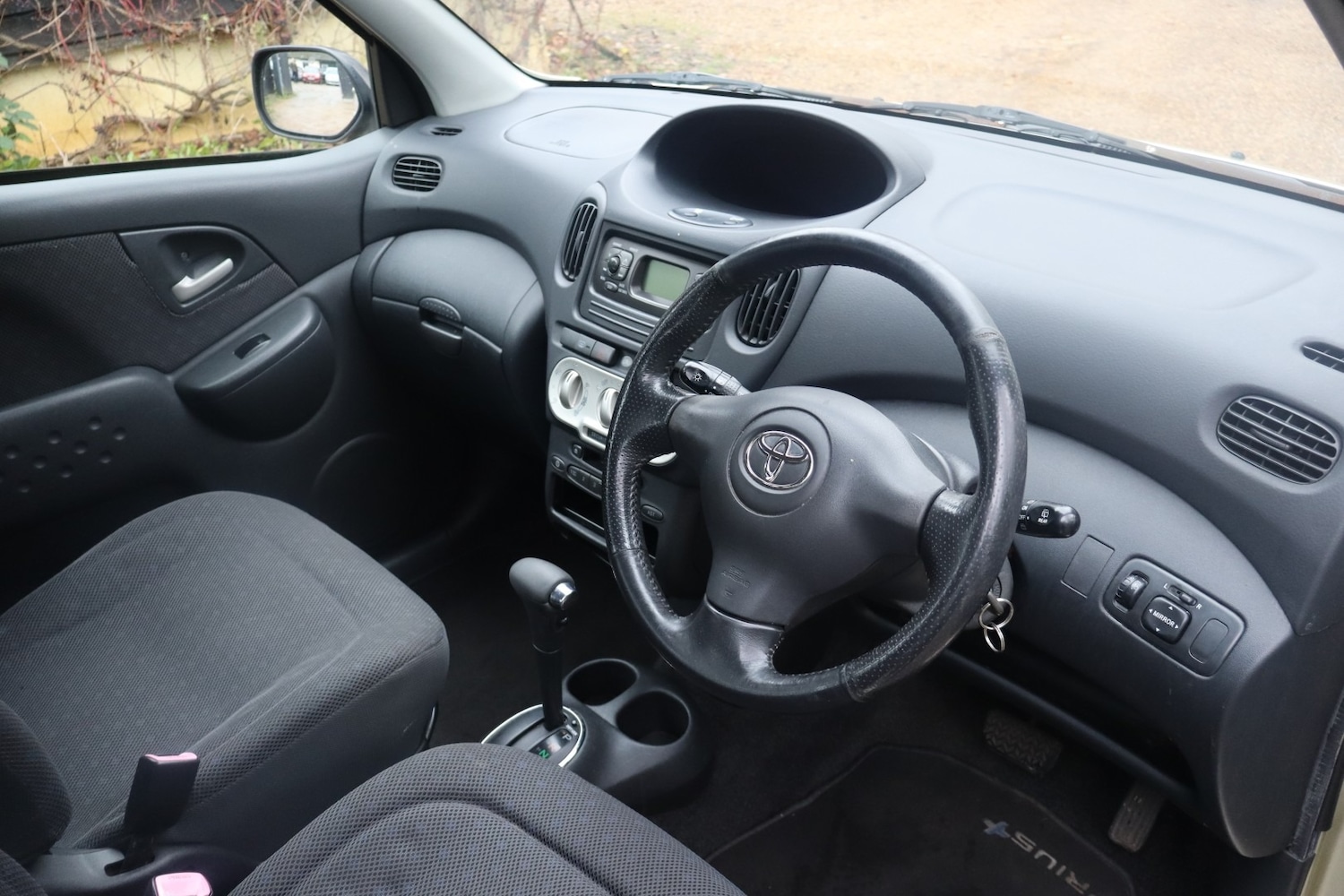 Used Toyota Yaris Verso 2005 for sale - 76807045: Photo 20