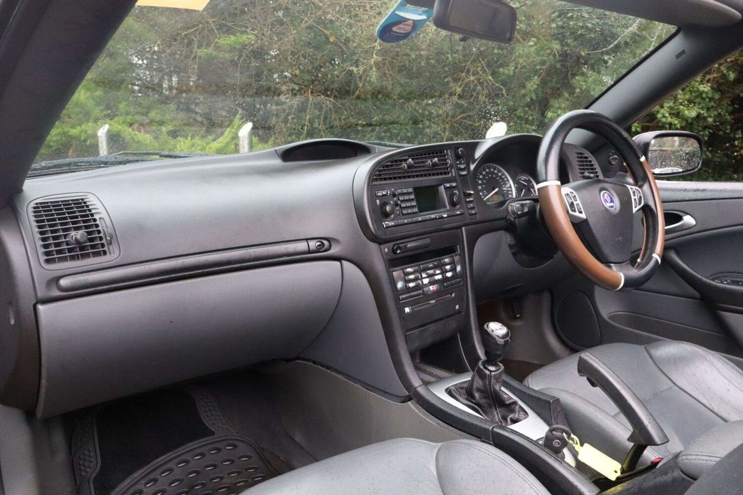 Used Saab 9-3 2004 for sale - 77919017: Photo 4