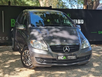 Used Mercedes-Benz A-Class 2011 for sale - 79457985: Photo