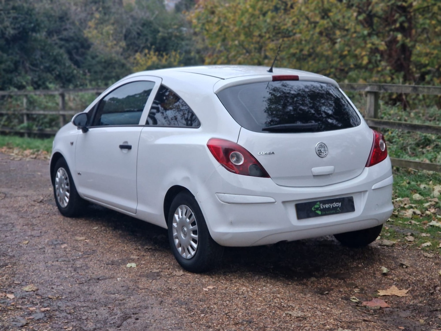 Used Vauxhall Corsa 2010 for sale - 76556737: Photo 19