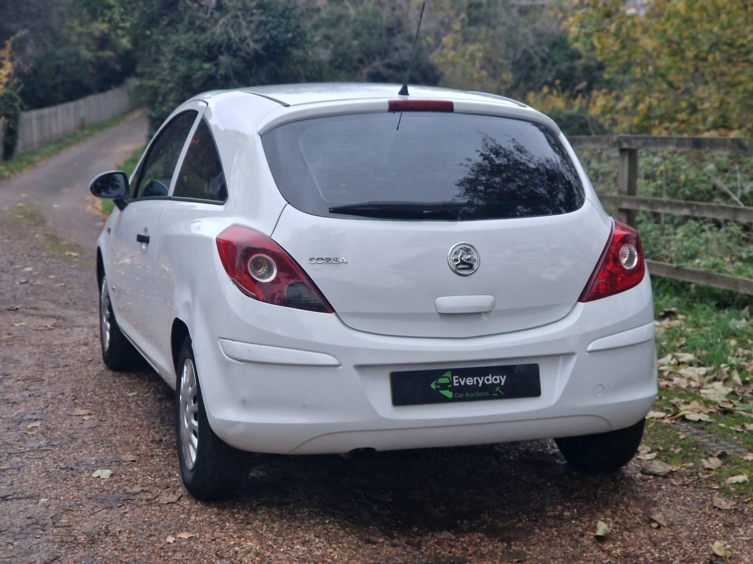 Used Vauxhall Corsa 2010 for sale - 76556737: Photo 20