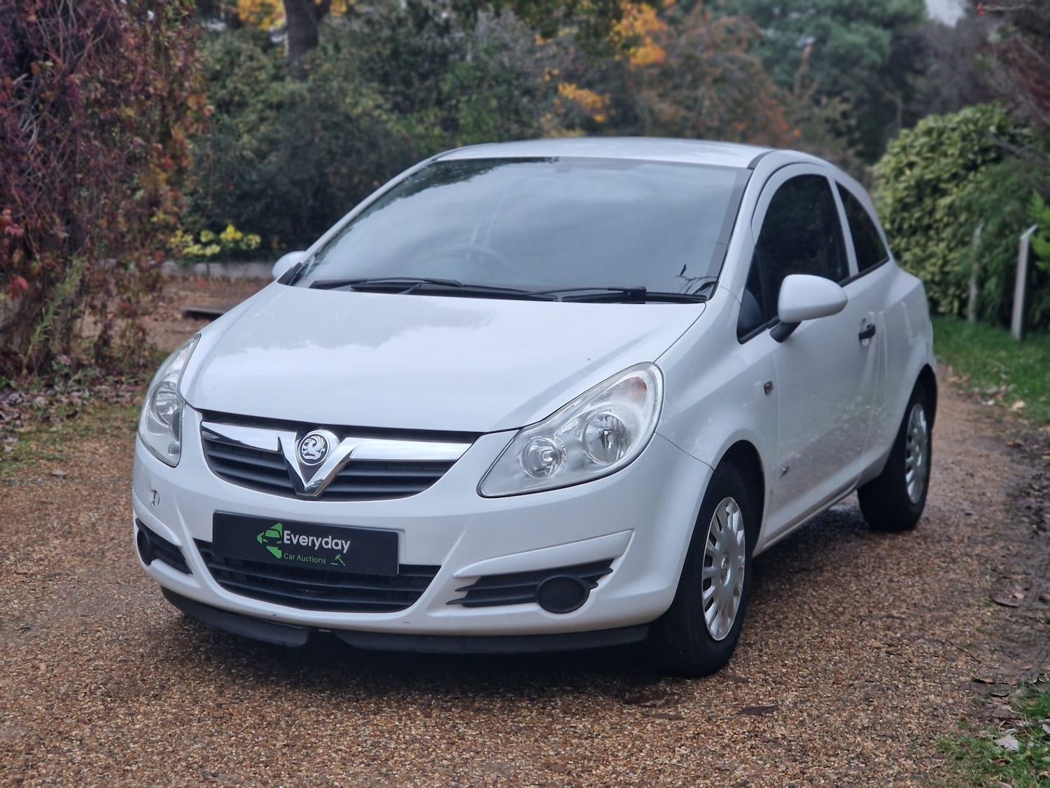Used Vauxhall Corsa 2010 for sale - 76556737: Photo 6