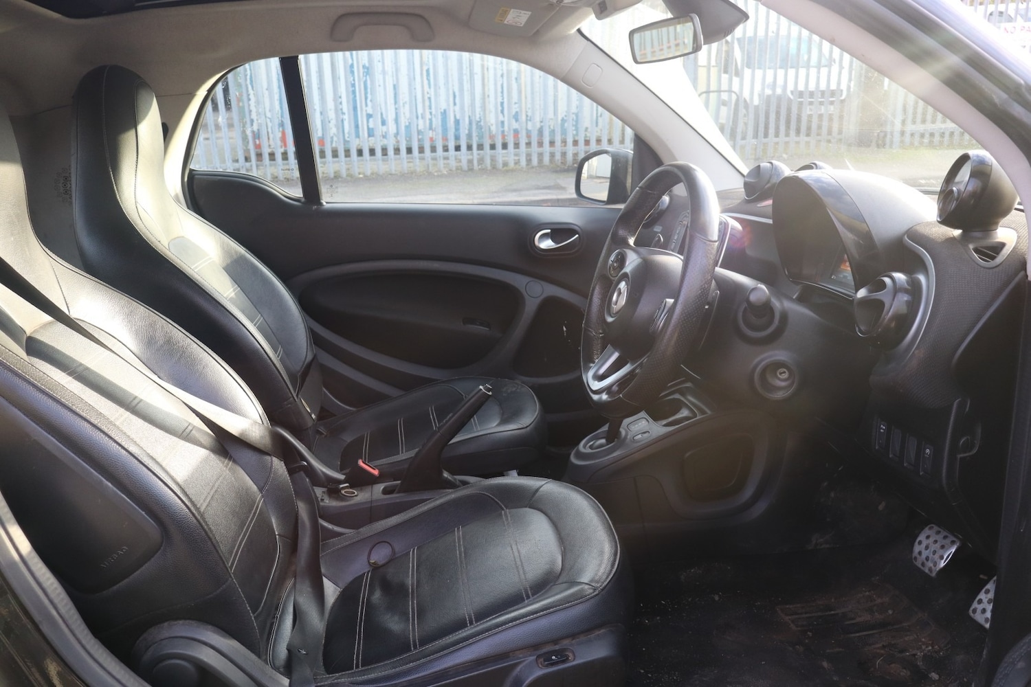 Used smart fortwo 2018 for sale - 77044777: Photo 2