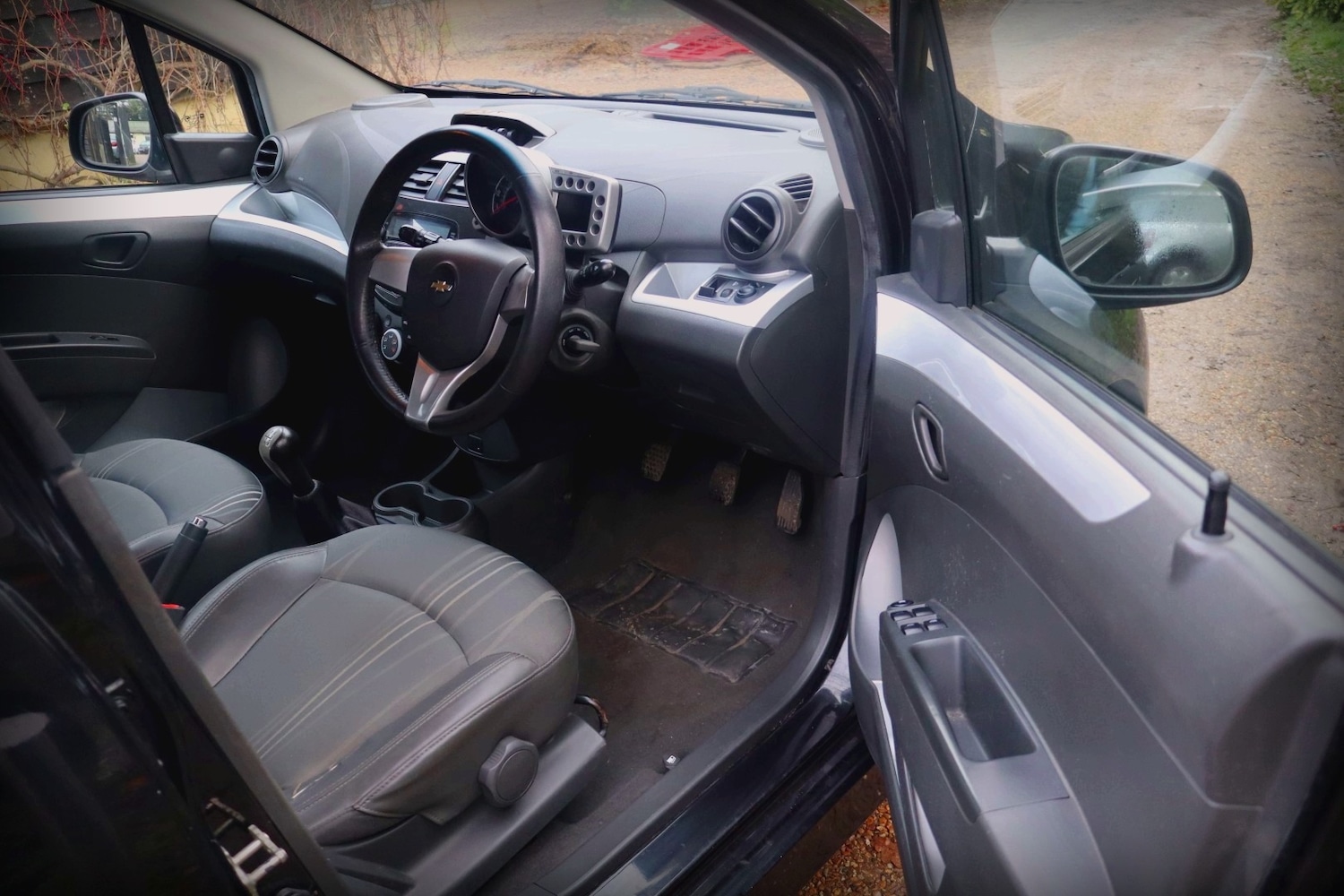 Used Chevrolet Spark 2013 for sale - 76968932: Photo 24