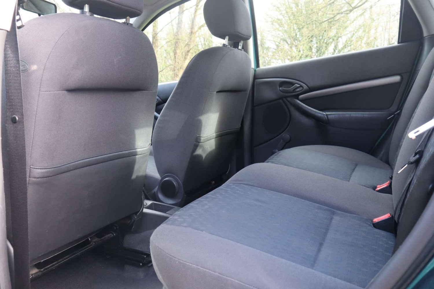 Used Ford Focus 2001 for sale - 78068128: Photo 33