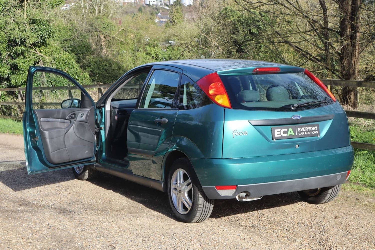 Used Ford Focus 2001 for sale - 78068128: Photo 46