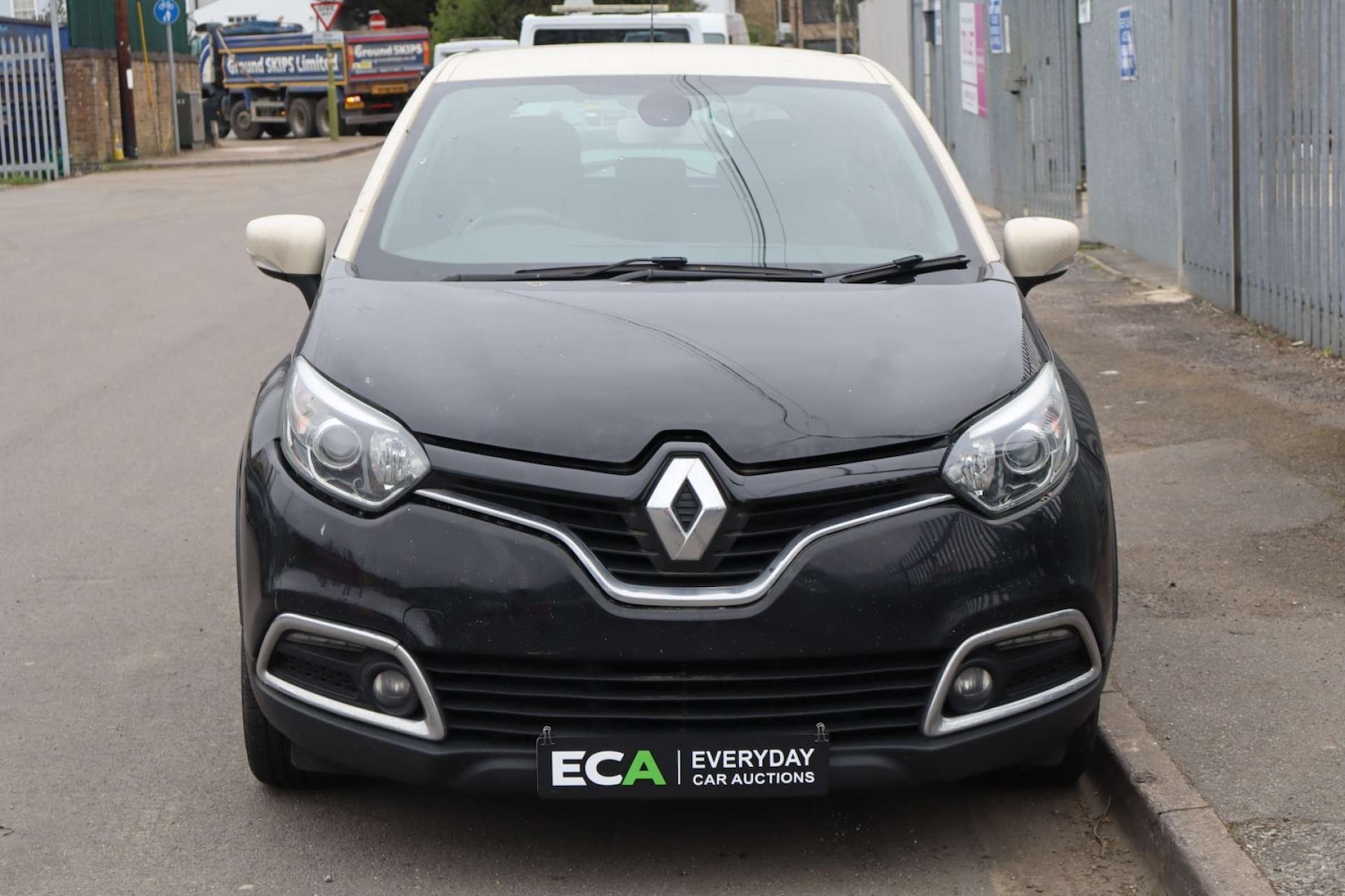Used Renault Captur 2014 for sale - 78091317: Photo 2