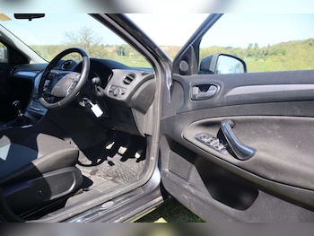 Used Ford Mondeo 2010 for sale - 78356409: Photo