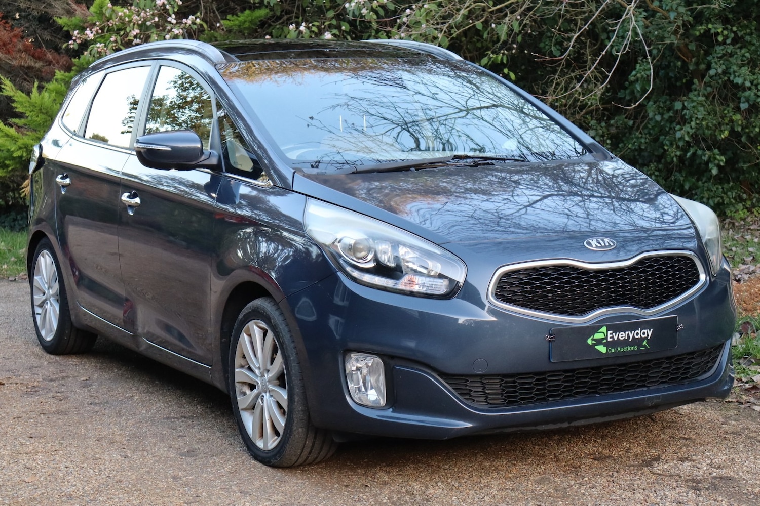 Used Kia Carens 2014 for sale - 76707585: Photo 1