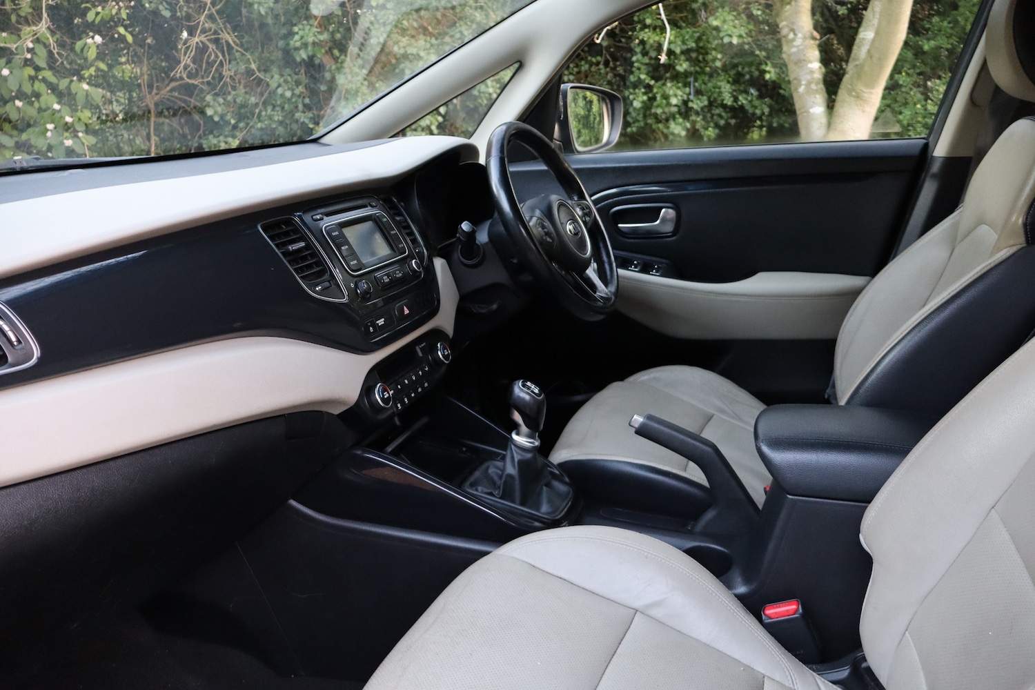 Used Kia Carens 2014 for sale - 76707585: Photo 10