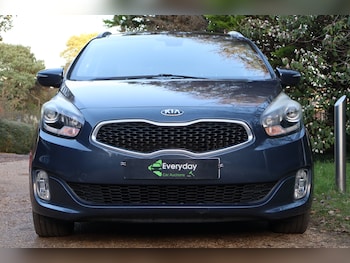 Used Kia Carens 2014 for sale - 76707585: Photo