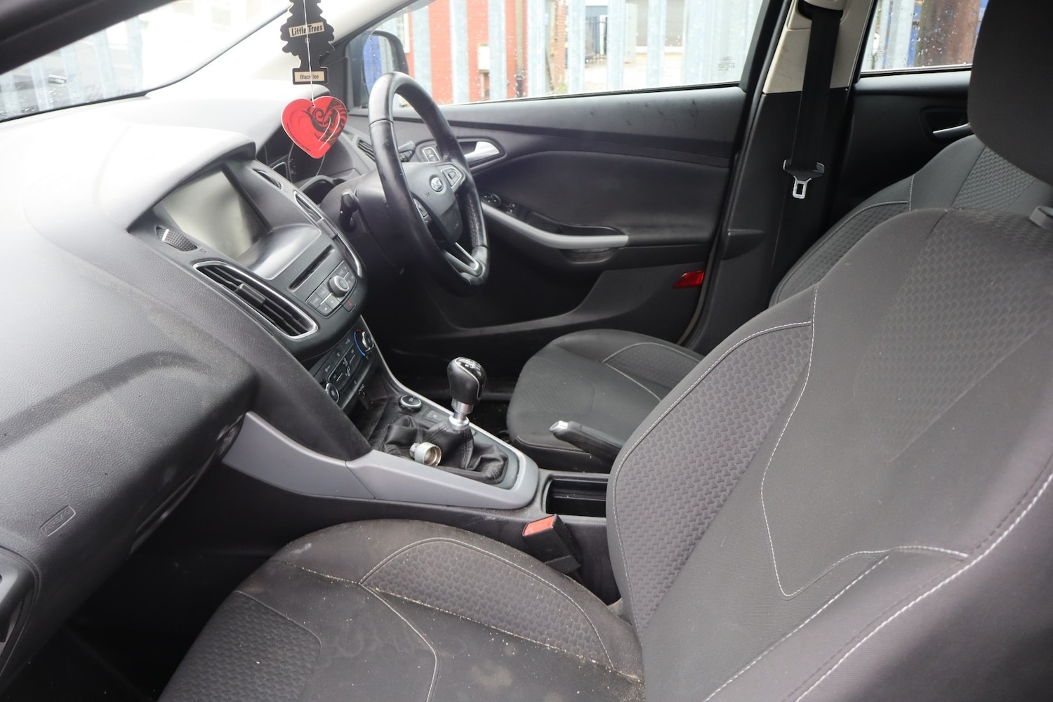 Used Ford Focus 2015 for sale - 76877663: Photo 10