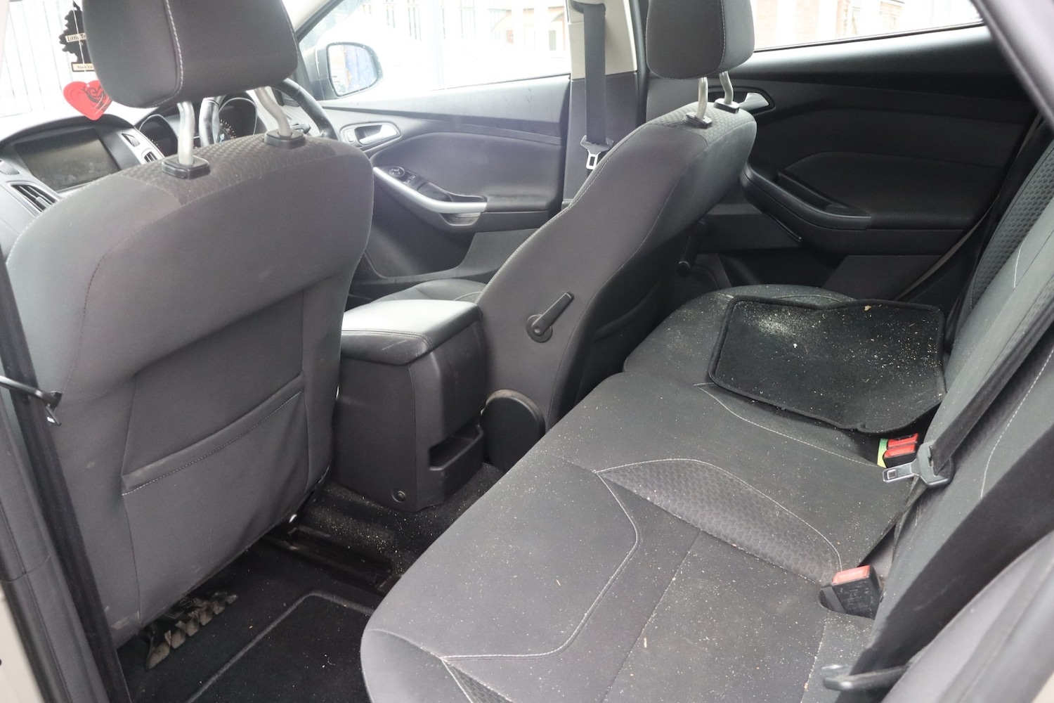 Used Ford Focus 2015 for sale - 76877663: Photo 11