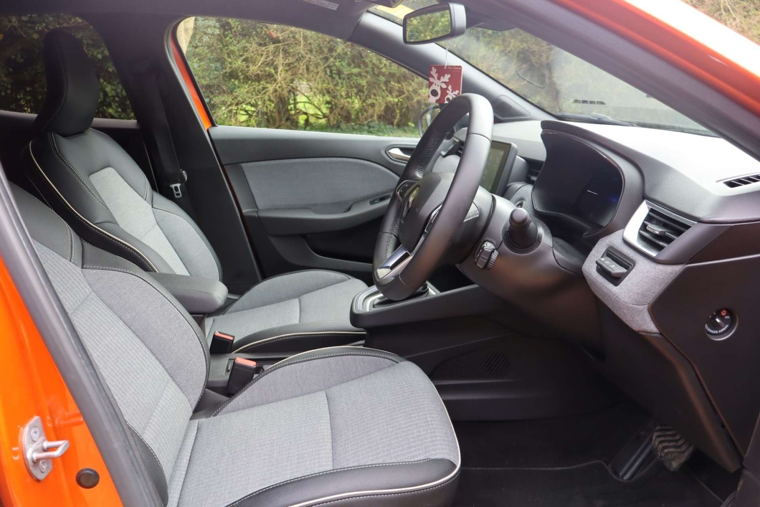 Used Renault Clio 2024 for sale - 78083363: Photo 18