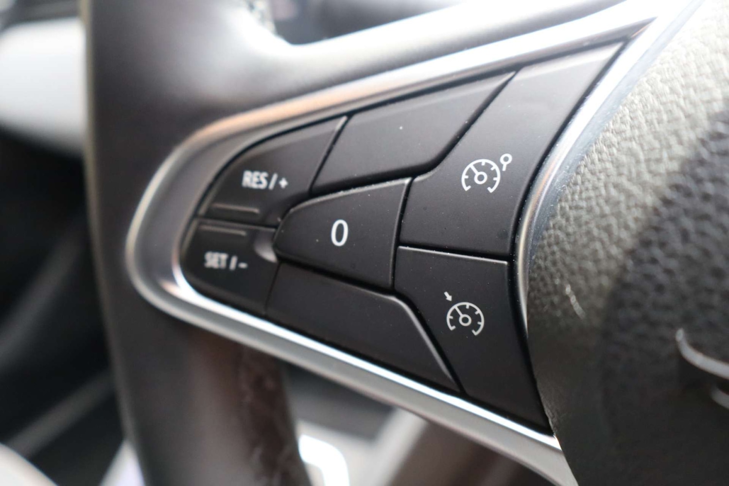 Used Renault Clio 2024 for sale - 78083363: Photo 19