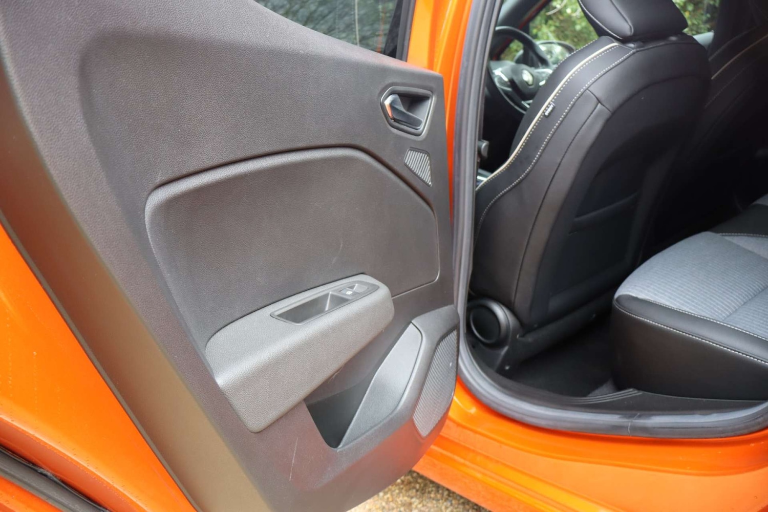 Used Renault Clio 2024 for sale - 78083363: Photo 35