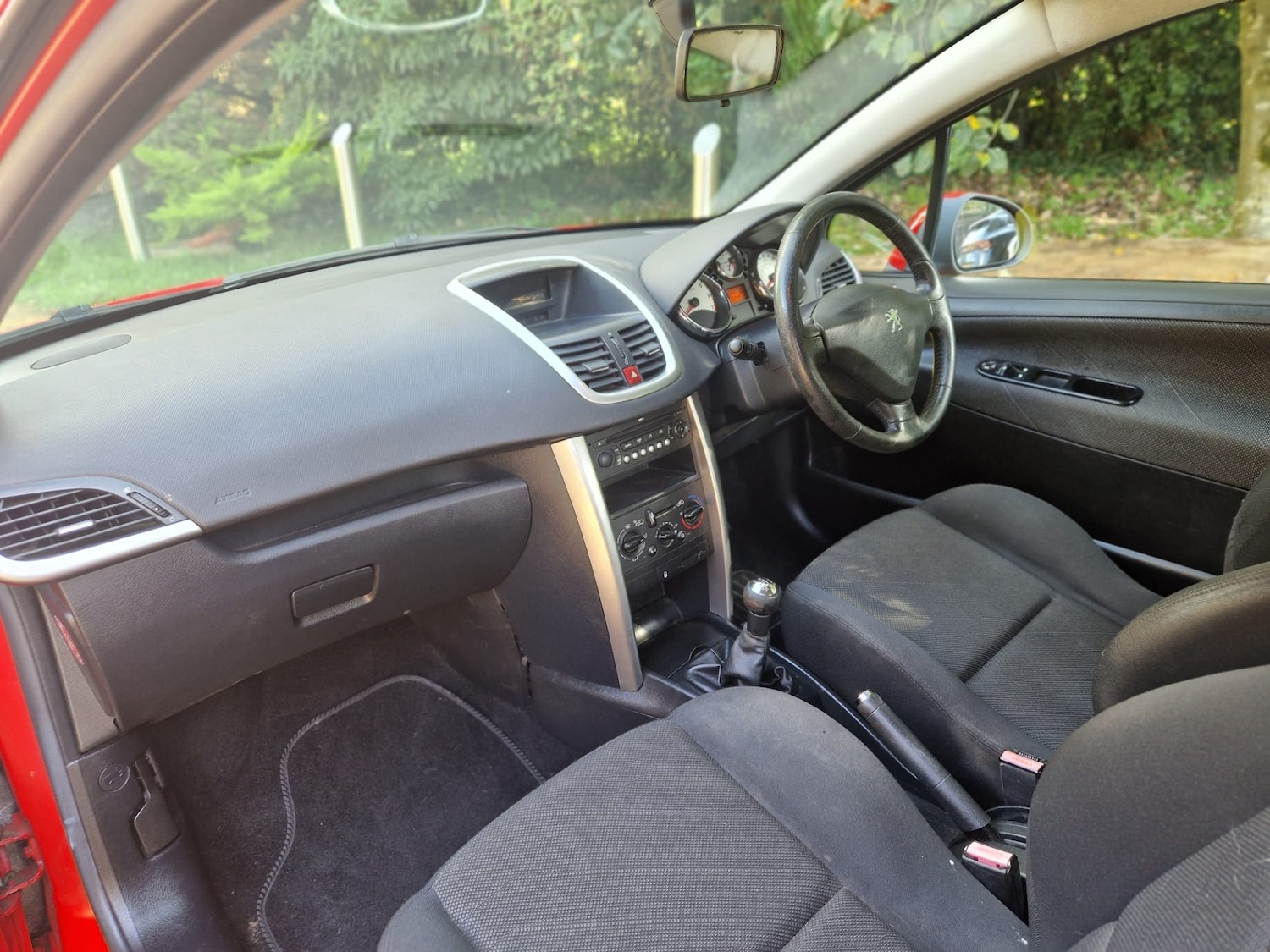 Used Peugeot 207 2009 for sale - 76102566: Photo 15