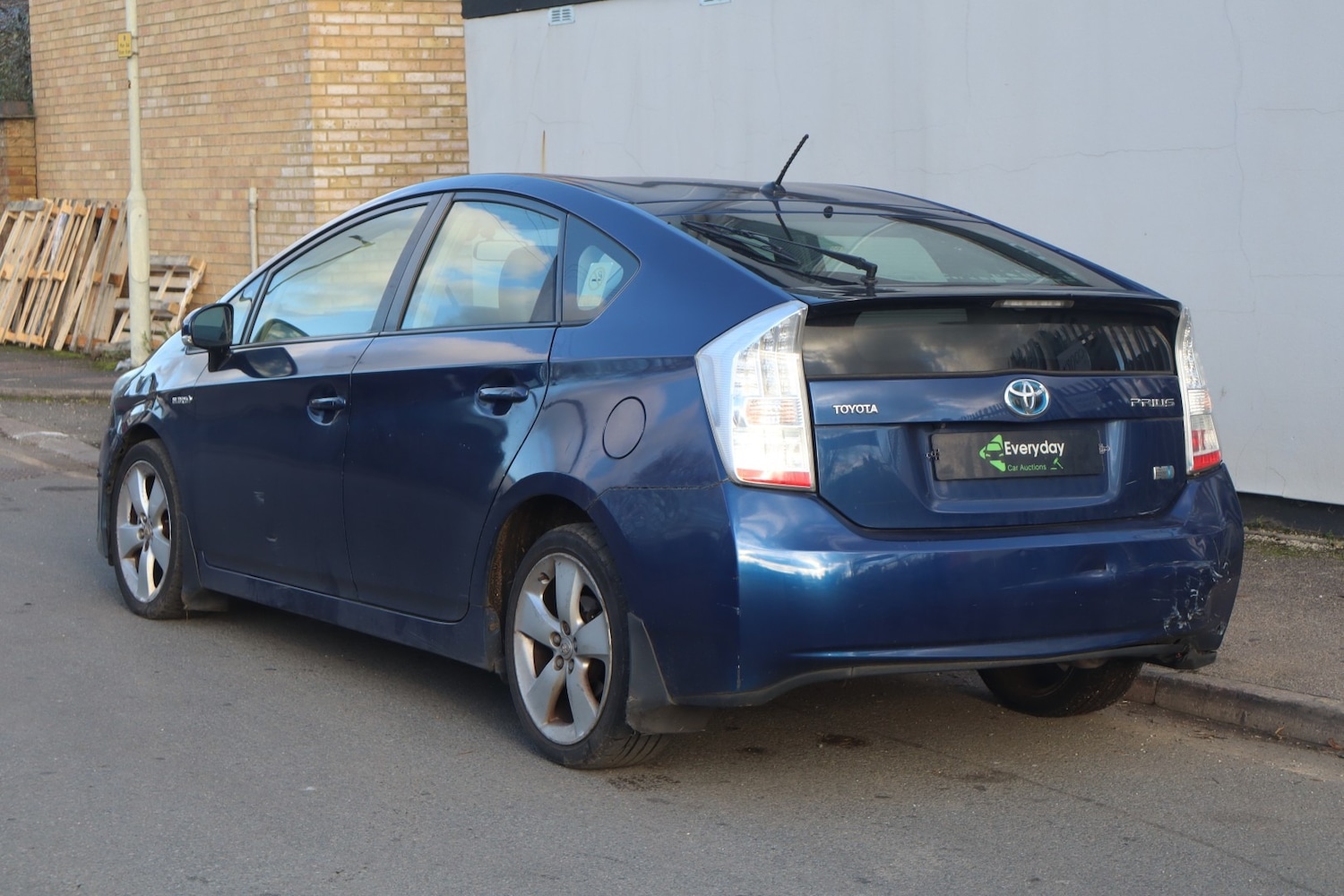 Used Toyota Prius 2011 for sale - 77046274: Photo 4