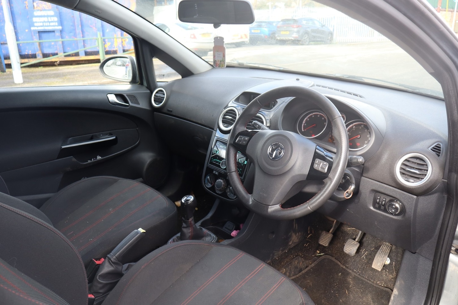 Used Vauxhall Corsa 2013 for sale - 77650249: Photo 3