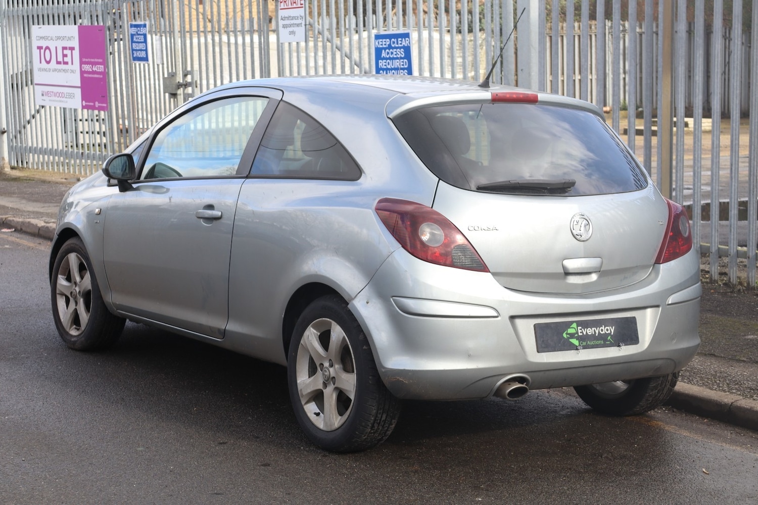 Used Vauxhall Corsa 2013 for sale - 77650249: Photo 6