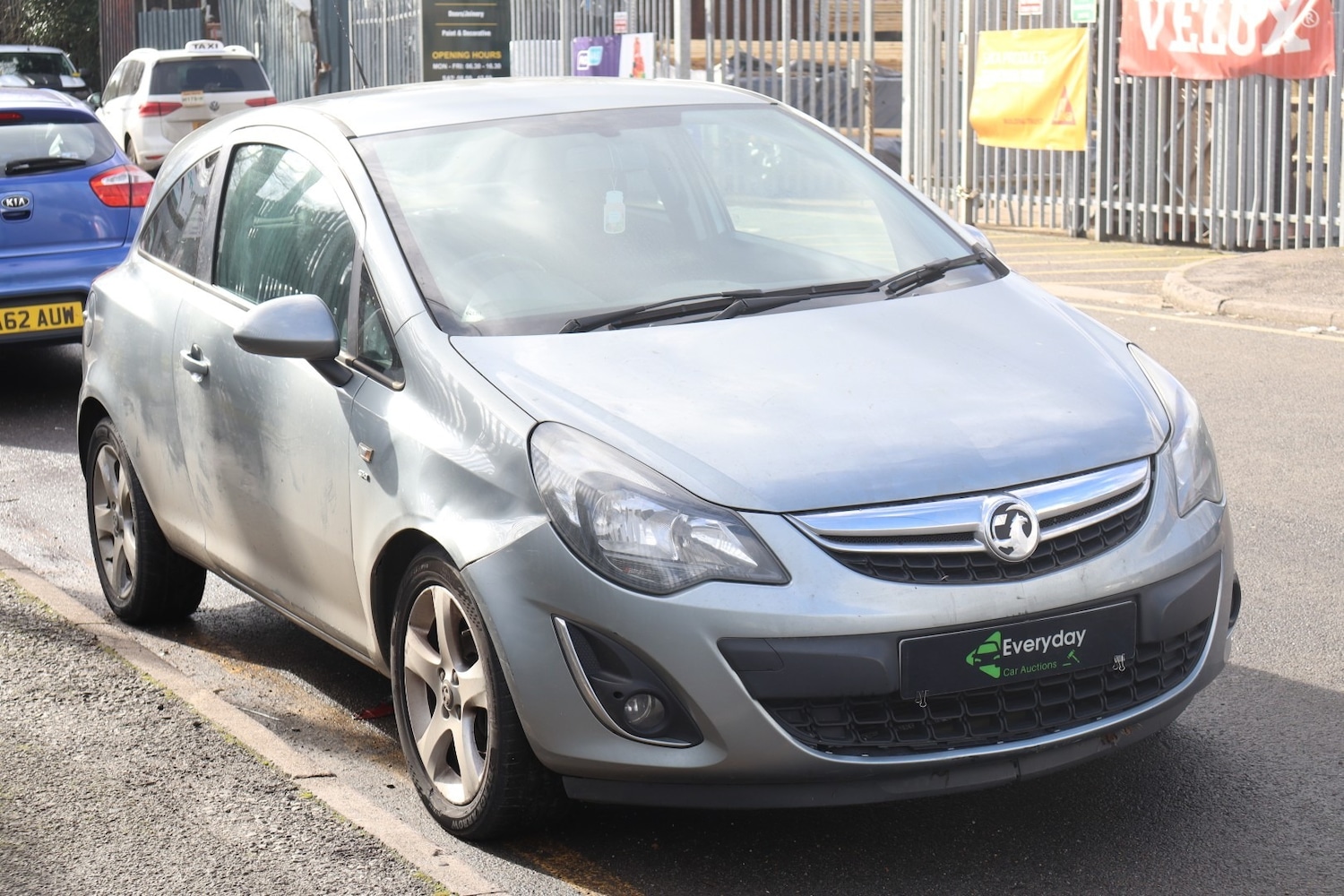 Used Vauxhall Corsa 2013 for sale - 77650249: Photo 8