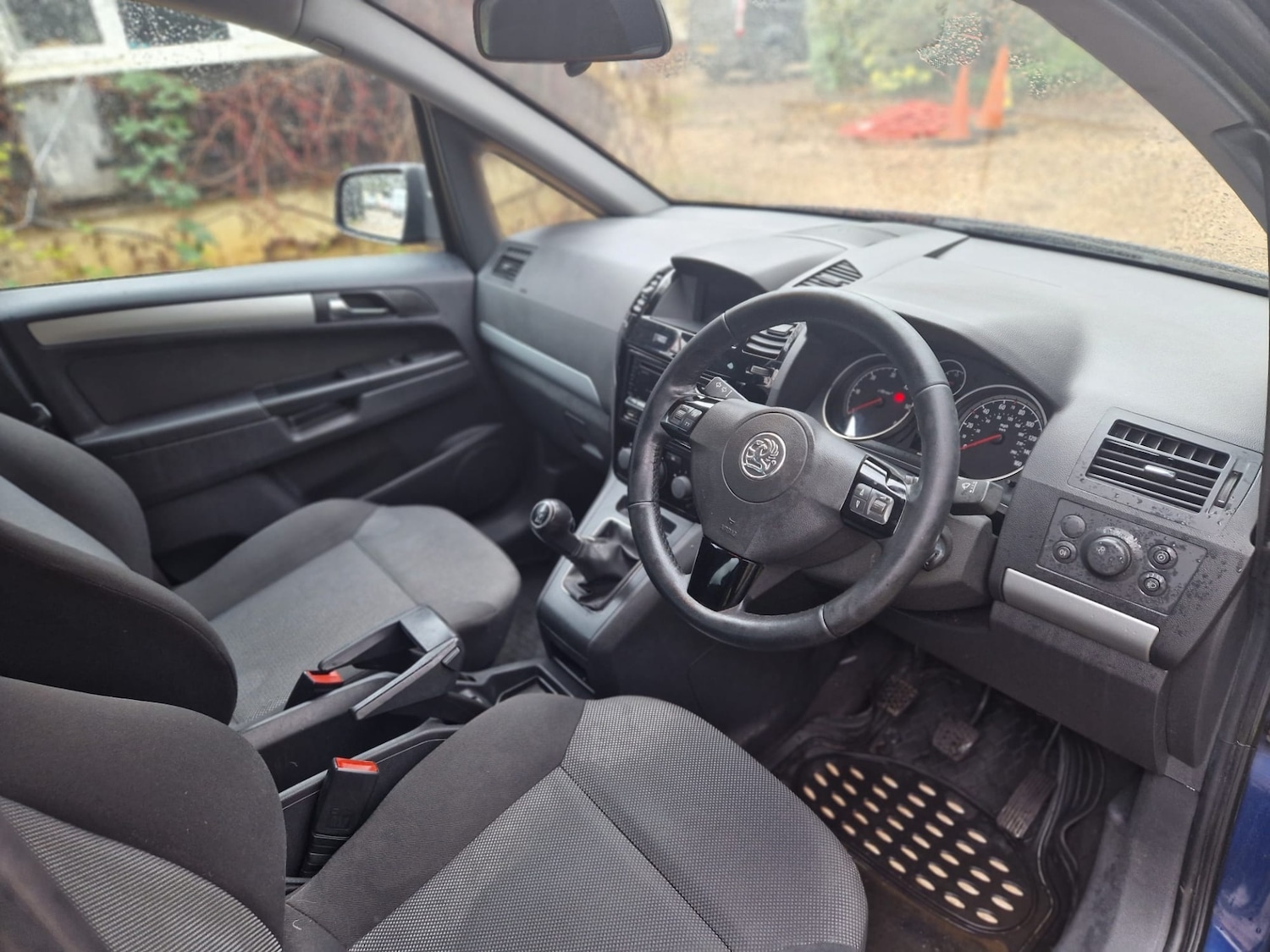 Used Vauxhall Zafira 2011 for sale - 76877656: Photo 5