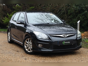 Used Hyundai i30 2010 for sale - 77541724: Photo