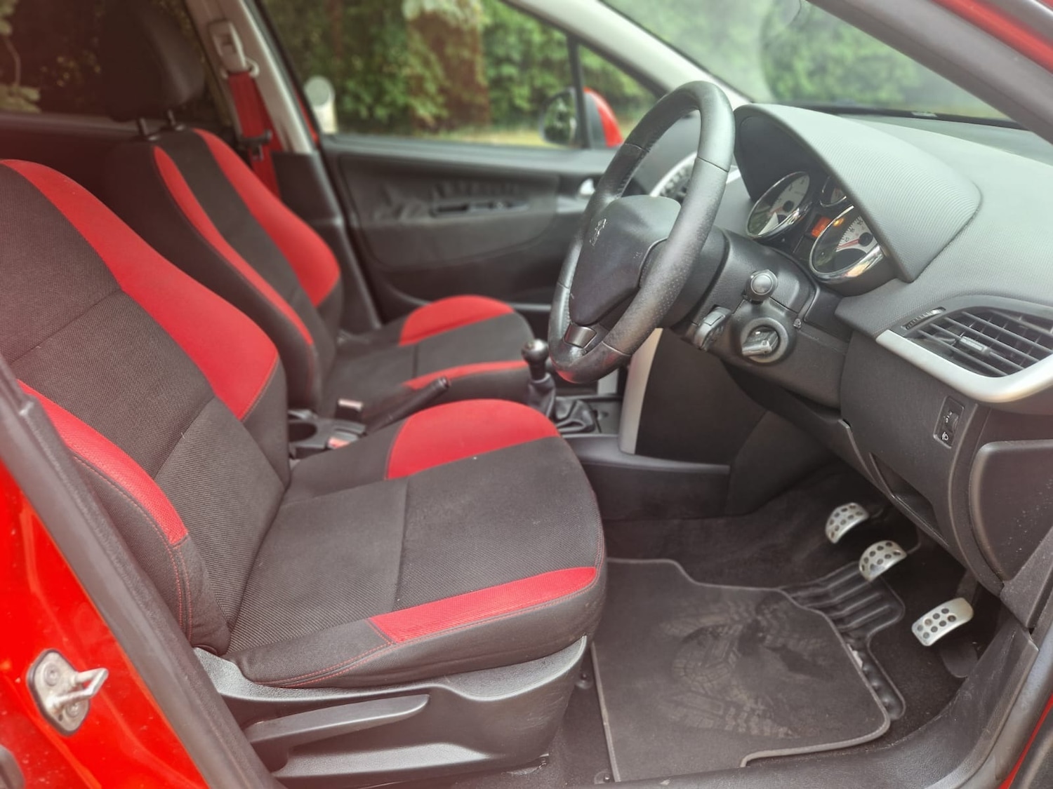 Used Peugeot 207 2012 for sale - 76480042: Photo 10