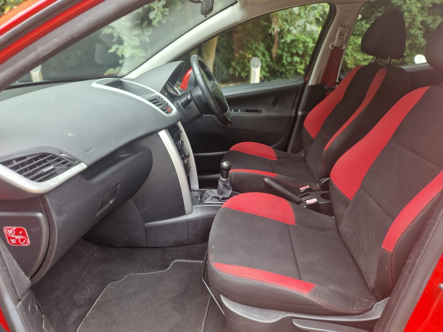 Used Peugeot 207 2012 for sale - 76480042: Photo 11