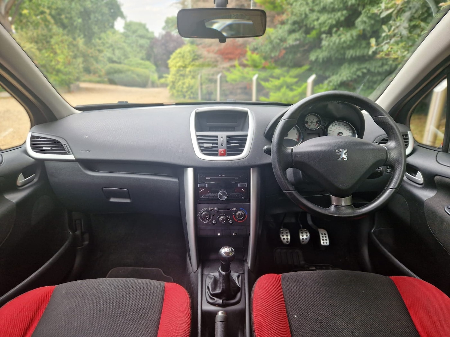 Used Peugeot 207 2012 for sale - 76480042: Photo 24