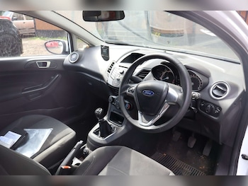 Used Ford Fiesta 2014 for sale - 78510978: Photo