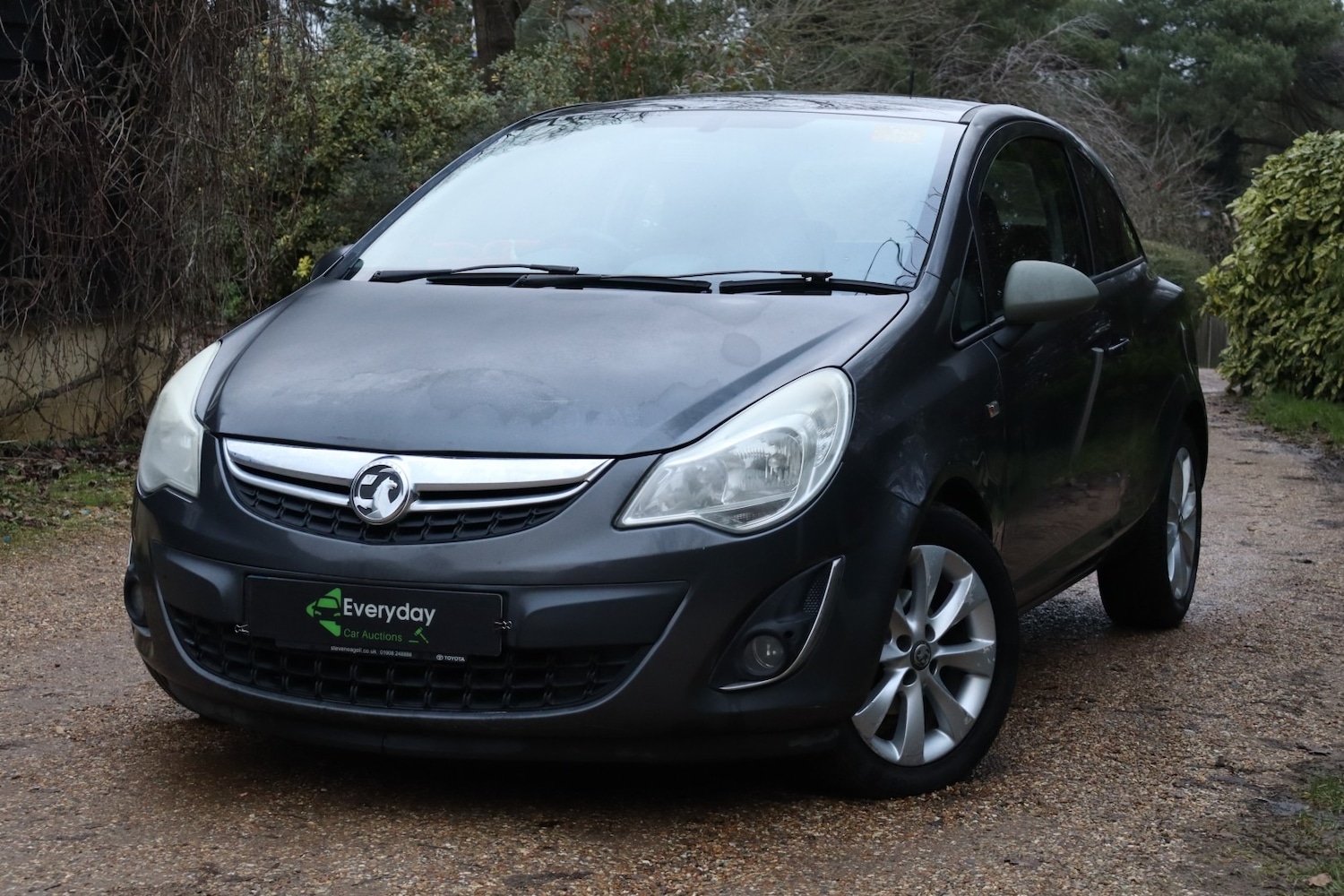 Used Vauxhall Corsa 2012 for sale - 77492890: Photo 3