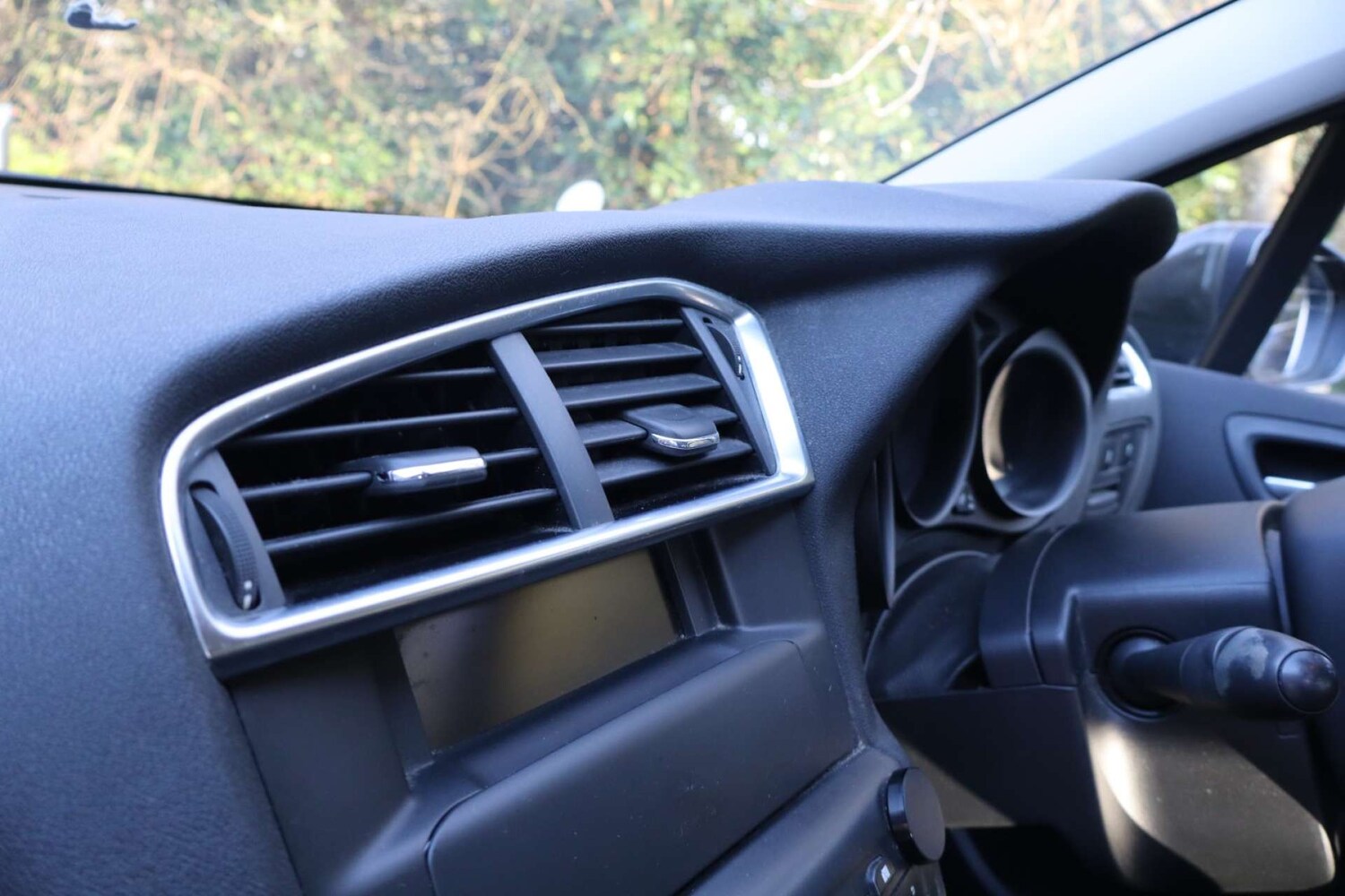 Used Citroen C4 2014 for sale - 77963156: Photo 31