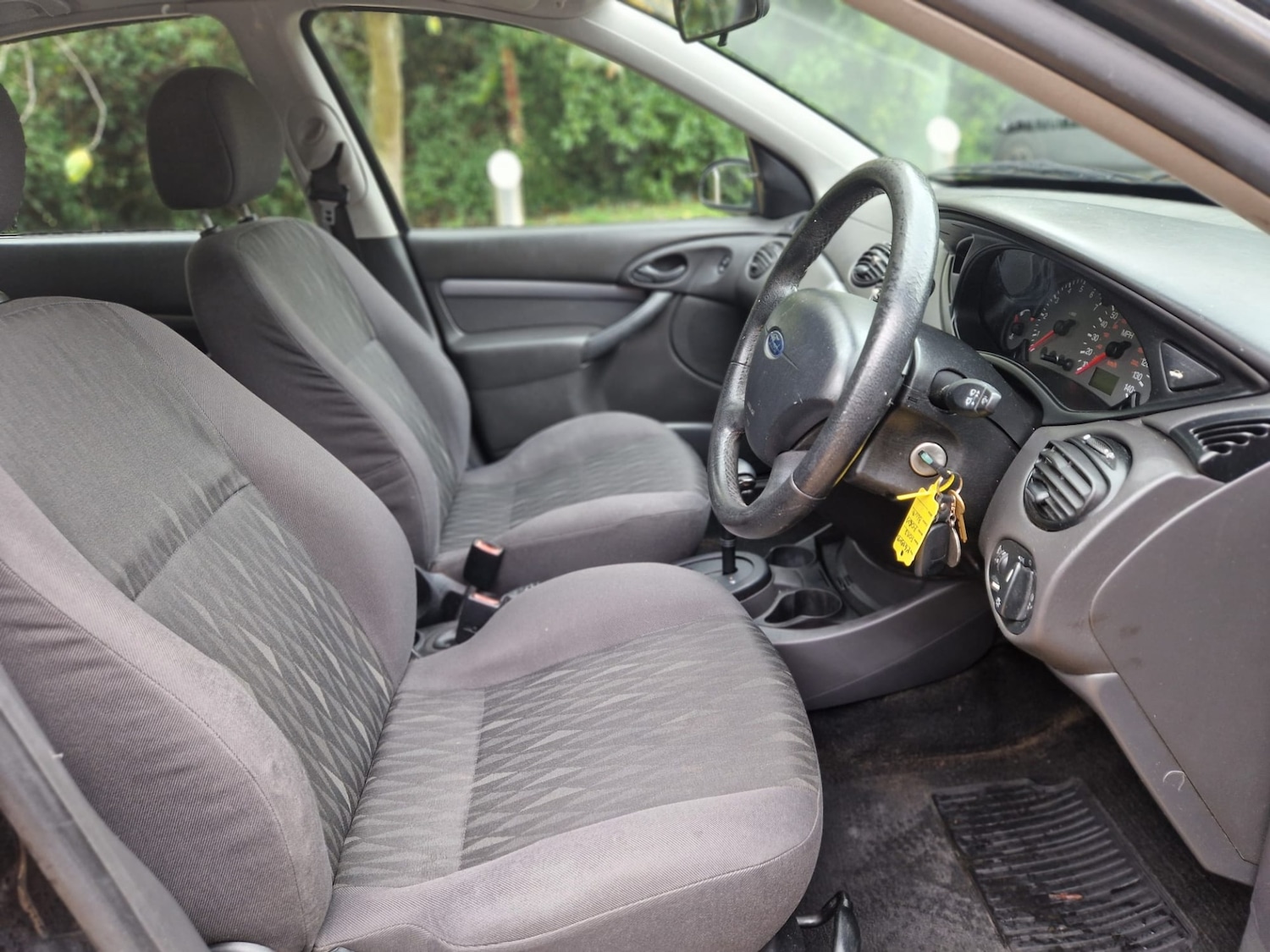 Used Ford Focus 2003 for sale - 76352708: Photo 11
