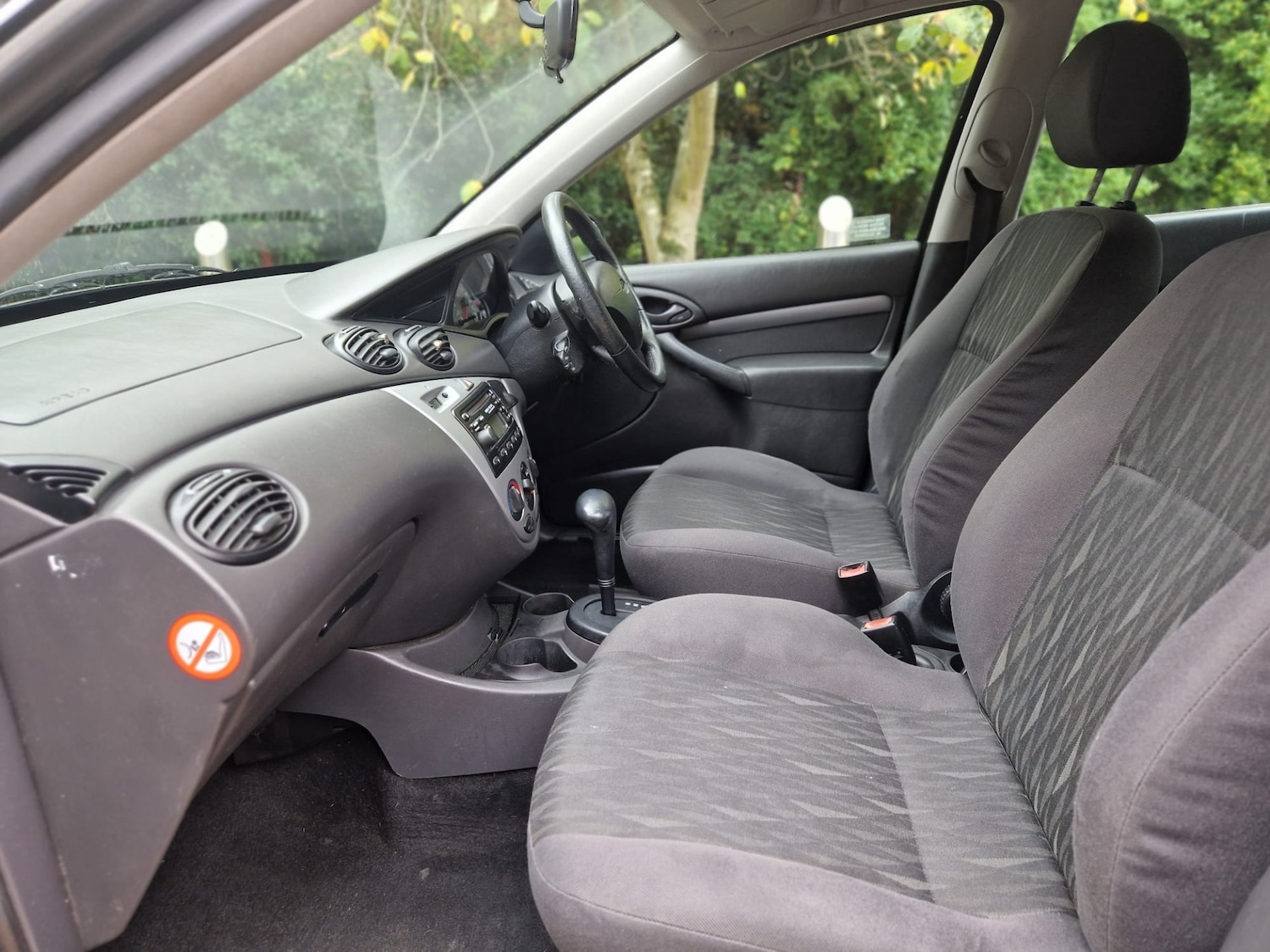 Used Ford Focus 2003 for sale - 76352708: Photo 12