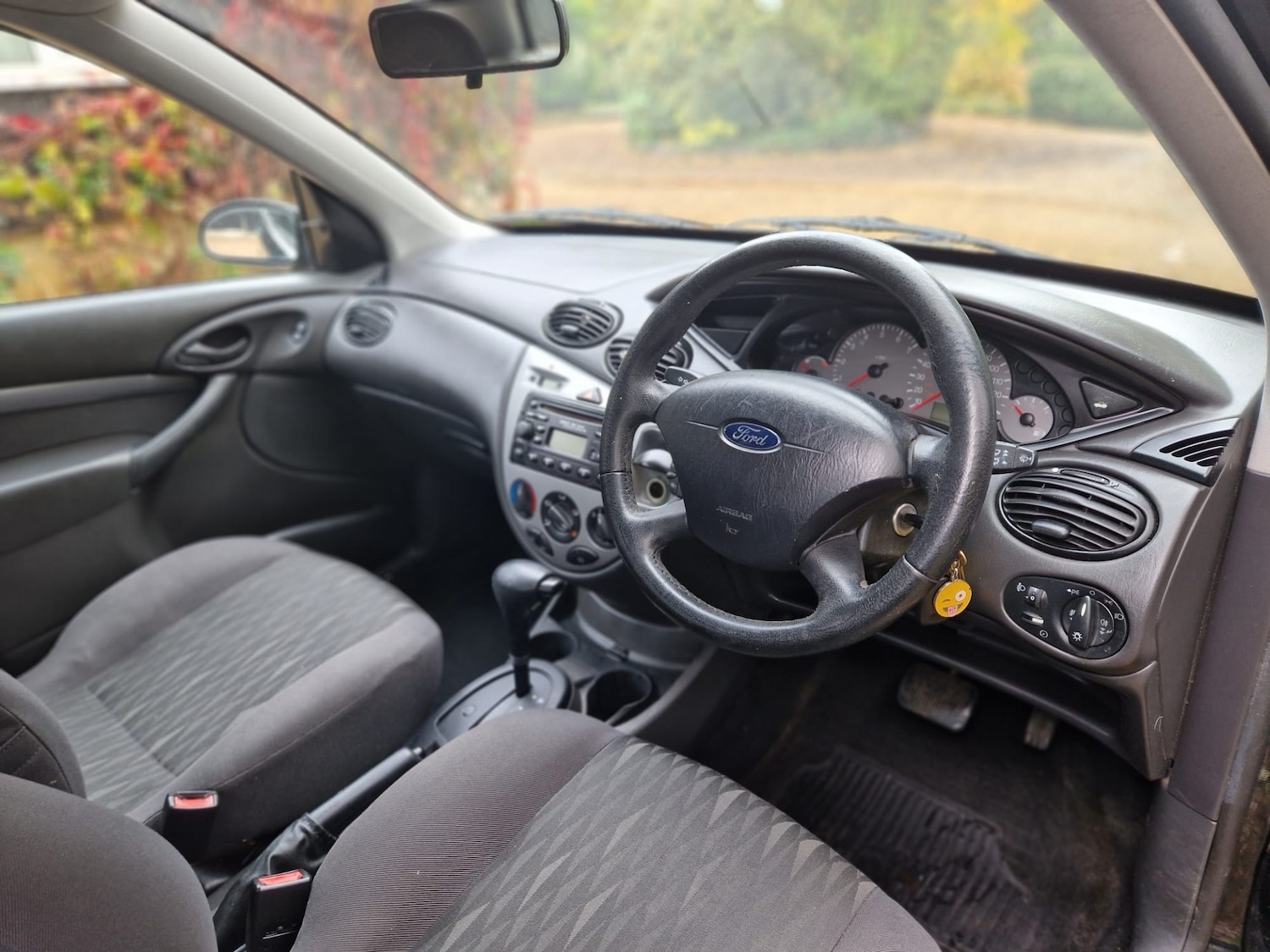 Used Ford Focus 2003 for sale - 76352708: Photo 23