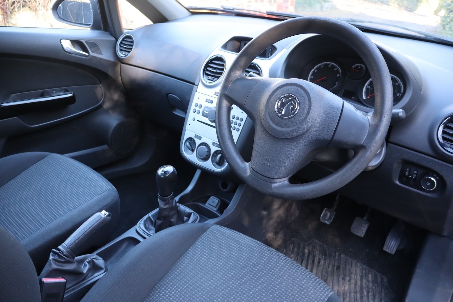 Used Vauxhall Corsa 2013 for sale - 76652736: Photo 21
