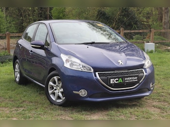 Used Peugeot 208 2015 for sale - 78281711: Photo