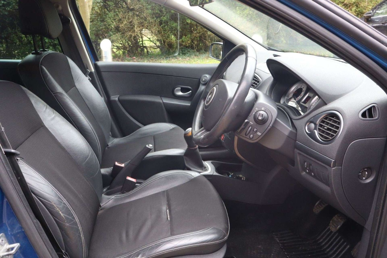 Used Renault Clio 2008 for sale - 77910121: Photo 18